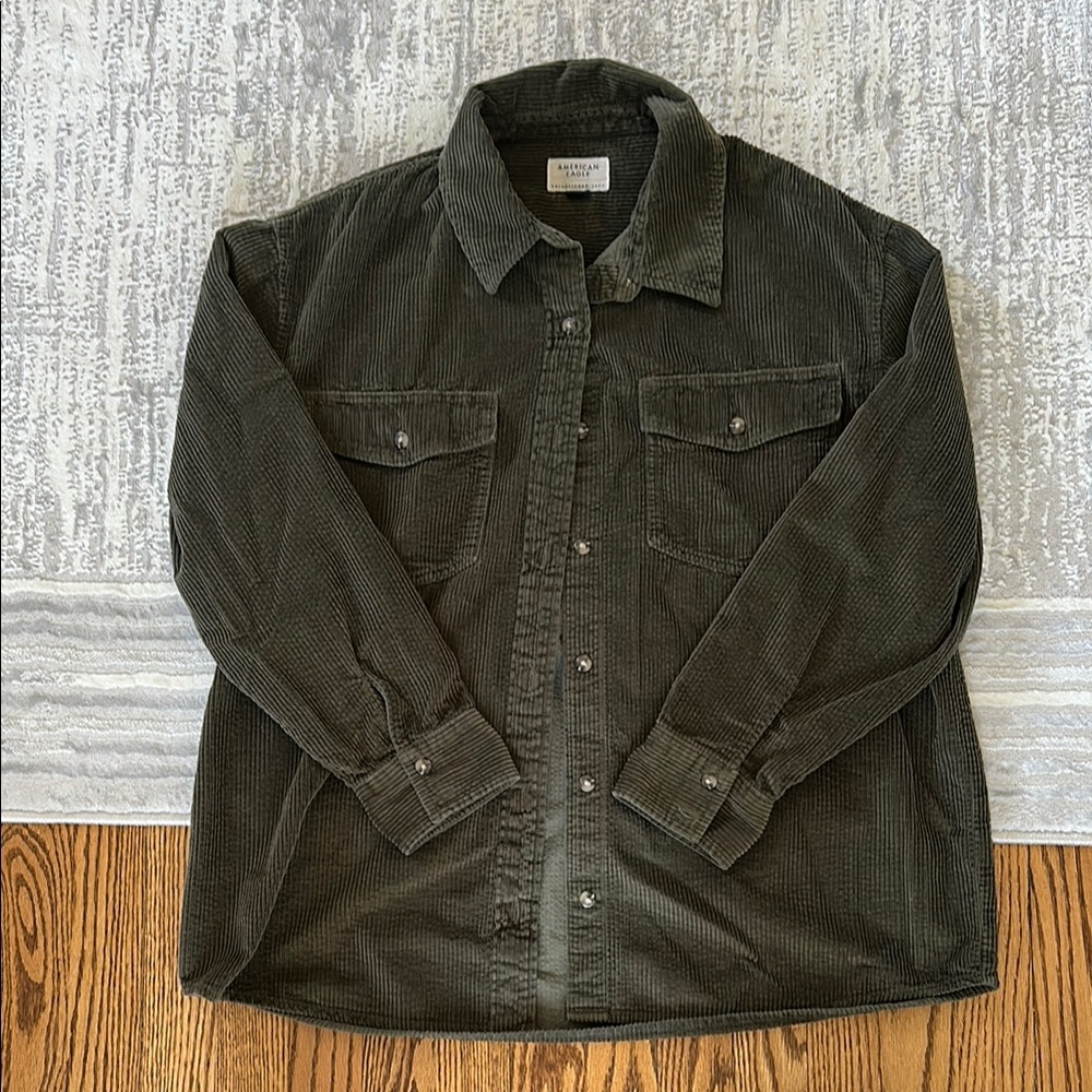 NWOT American Eagle Outfitters Green Corduroy Button Down Shirt